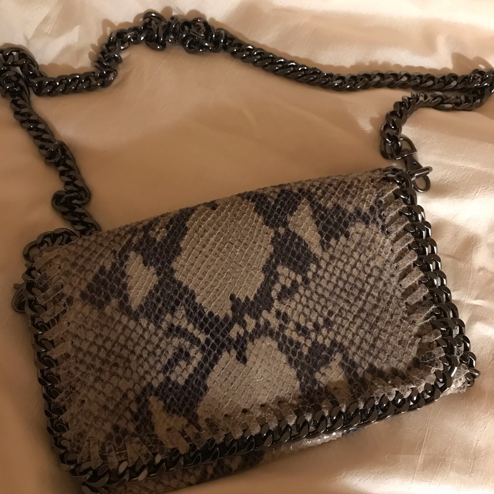 Beautiful leather made in Italy crossbody